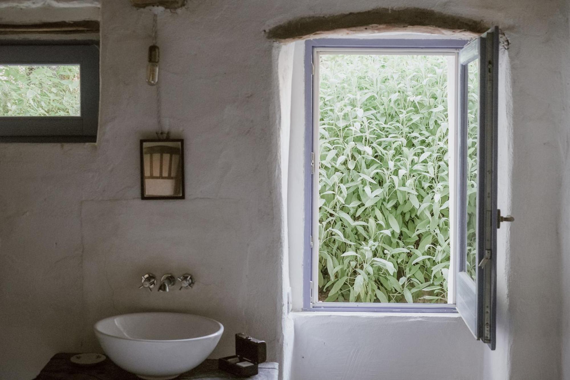 Mario Cesare - Exclusive B&B Gergei Luaran gambar