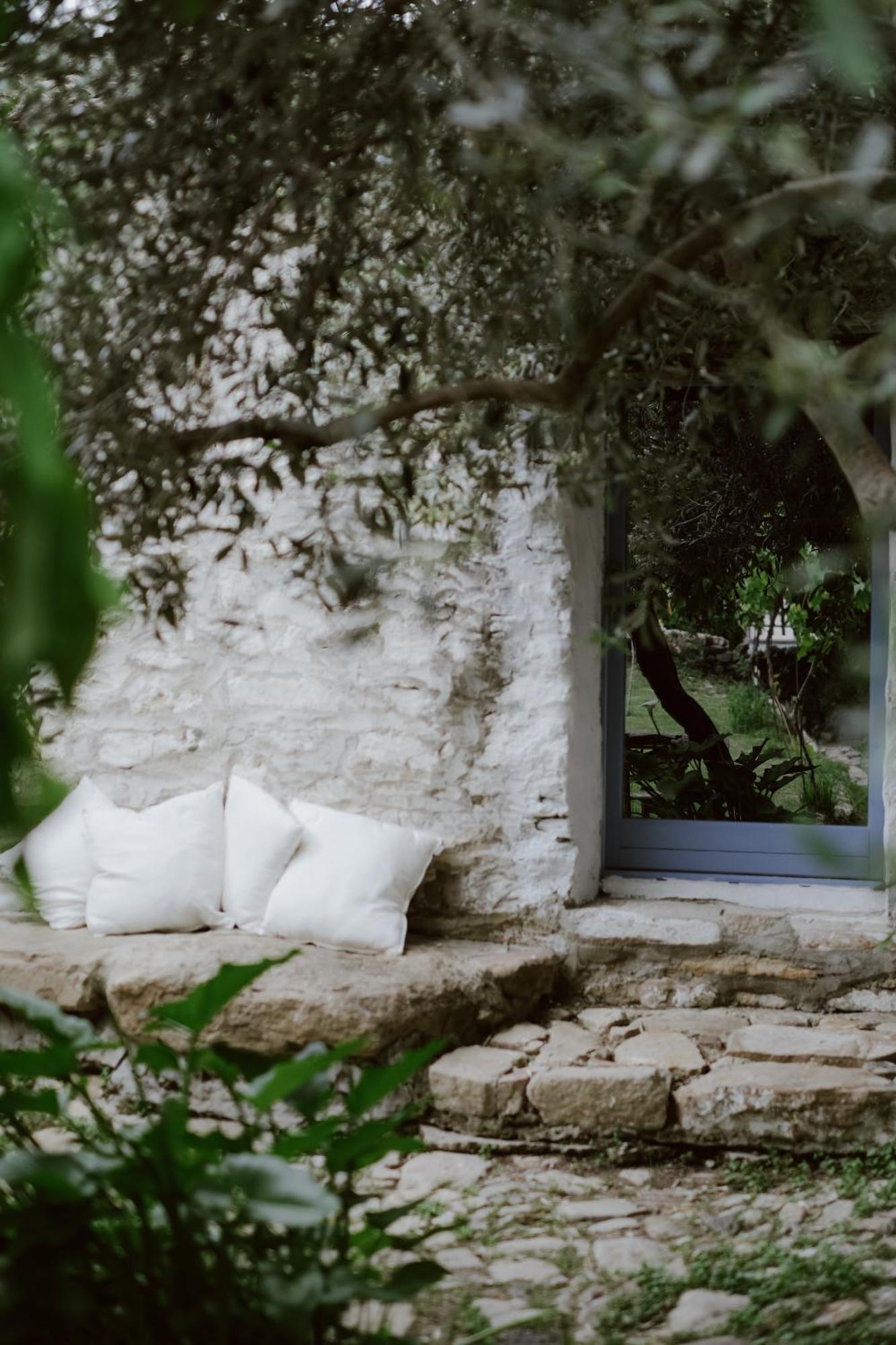 Mario Cesare - Exclusive B&B Gergei Luaran gambar